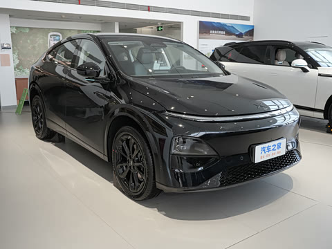 小鹏G6 实车图 3