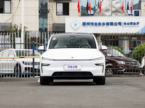 Model Y L 实车图 2